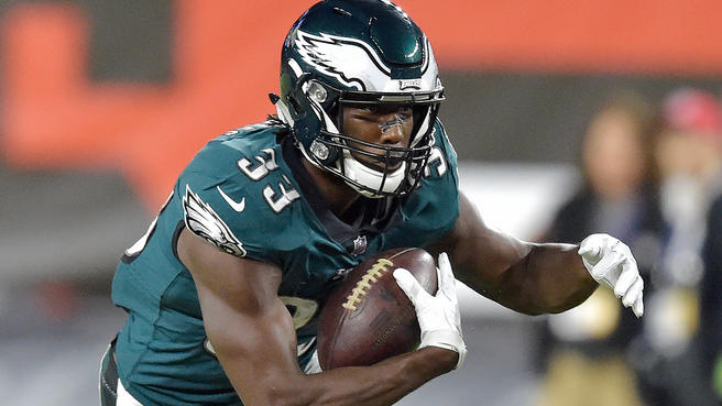 Former CB South Titan Josh Adams makes NFL Debut in Eagles Win