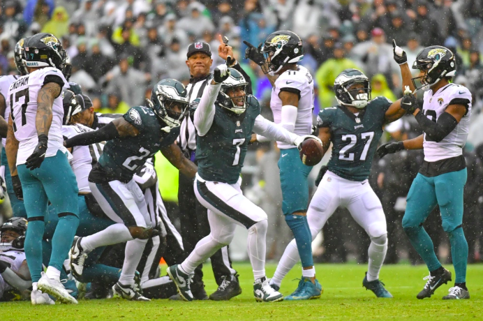 Hasson Reddick celebrates after recovering a fumble versus the Jaguars